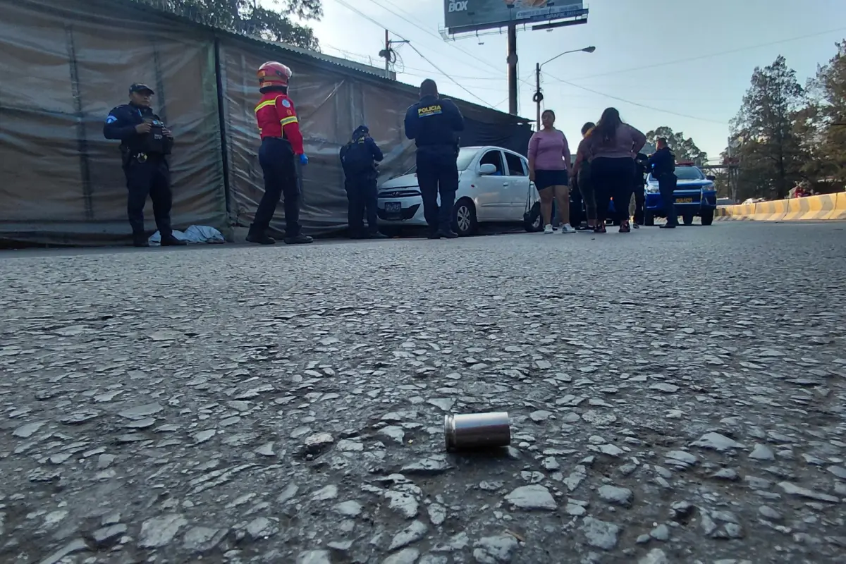 La ola de violencia cobró la vida de dos automovilistas y un motorista., Bomberos Municipales