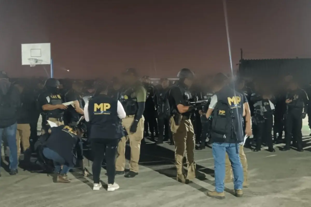 El personal del MP y de la PNC se concentró durante la madrugada en varios sectores de Escuintla., Ministerio Público.