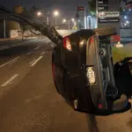 El accidente causa un cierre total en la Calzada La Paz, según reporte de la Policía MT.  ,Policía MT.