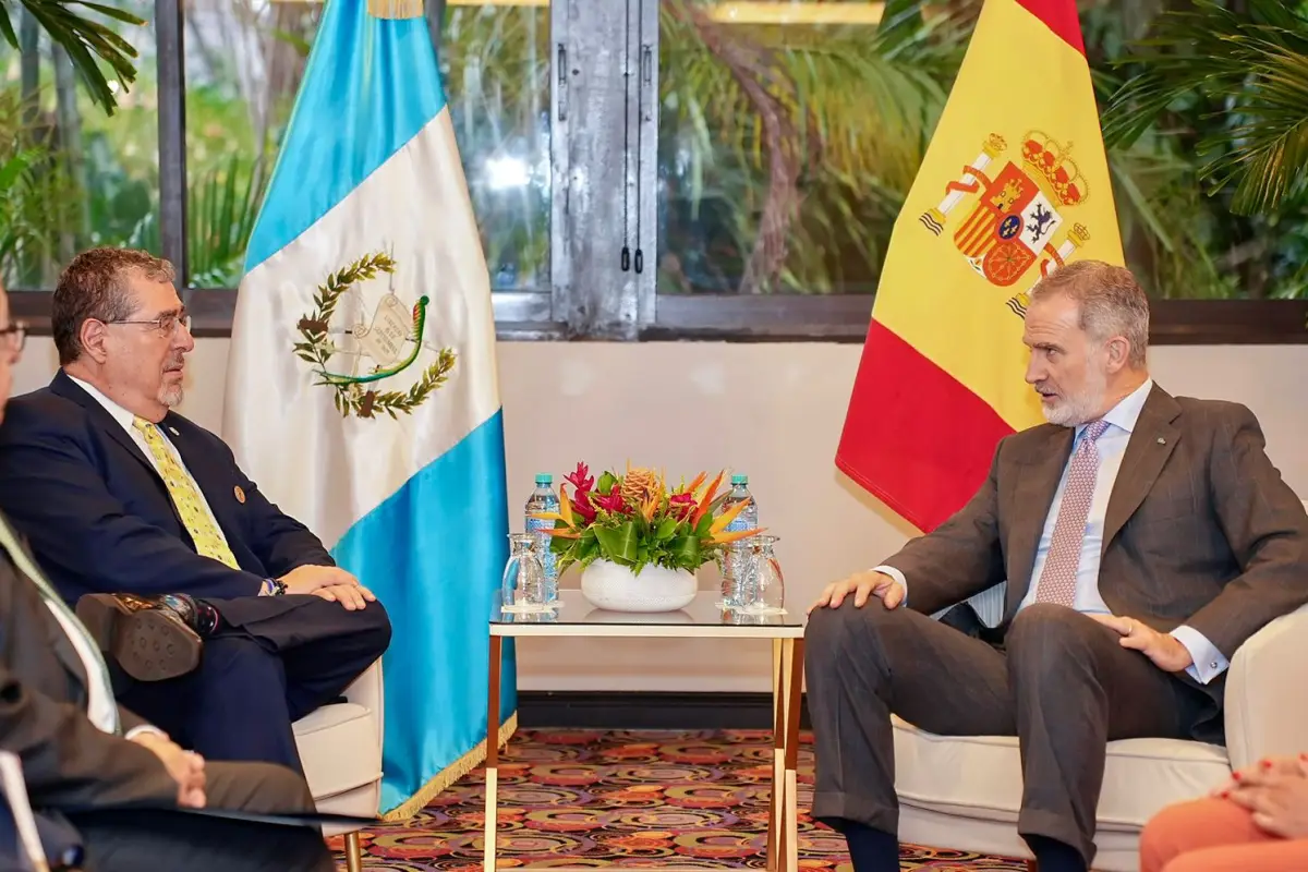Arévalo y Felipe VI hablaron de temas bilaterales durante el encuentro., Gobierno de Guatemala