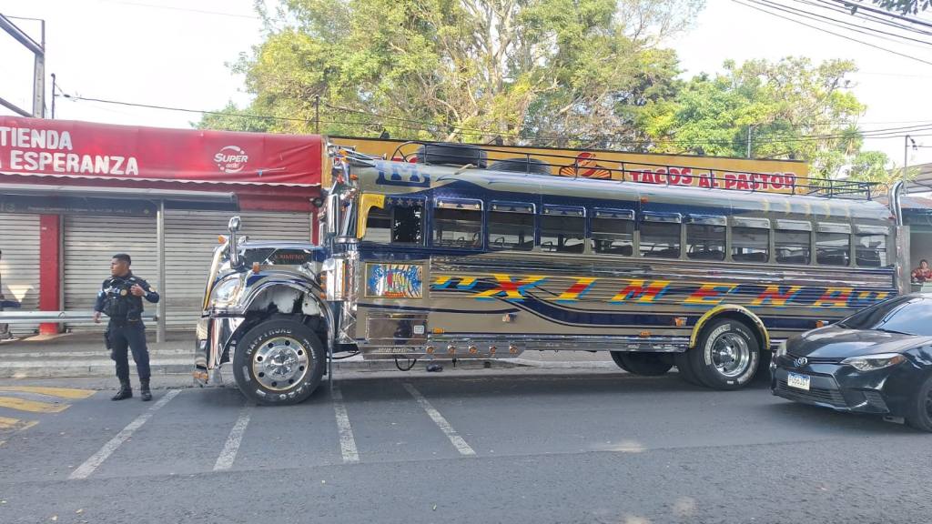 Capturan a presuntos asaltantes de bus en ruta a El Salvador | PNC