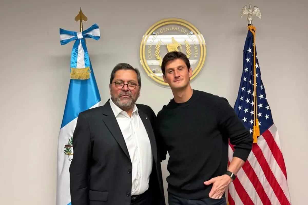 Nicholas Hagen visitó el Consulado de Guatemala en Columbus 