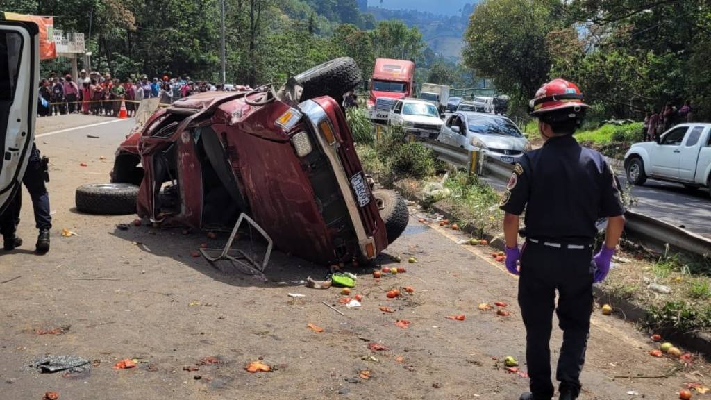 Colisión deja dos fallecidos en el kilómetro 101 de la ruta Interamericana | Bomberos Municipales Departamentales