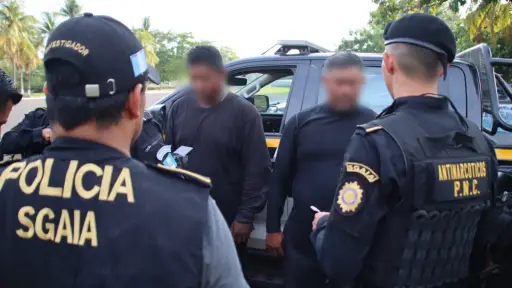 Los dos detenidos fueron llevados a un juzgado de turno, indicó la PNC.  ,PNC de Guatemala.