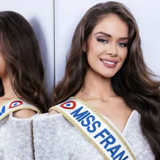 Francia se retira de Miss Universo 2026 tras polémicas en la edición 2025. ,Redes sociales.