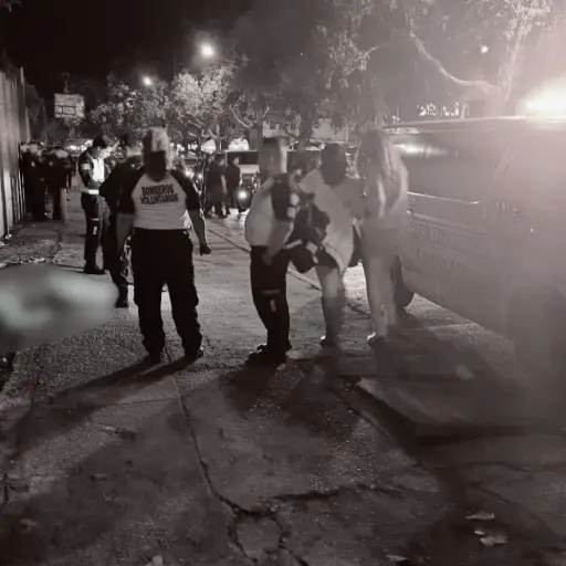 Bomberos Voluntarios confirmaron un fallecido por arma blanca tras concierto en la zona 6. ,Bomberos Voluntarios.
