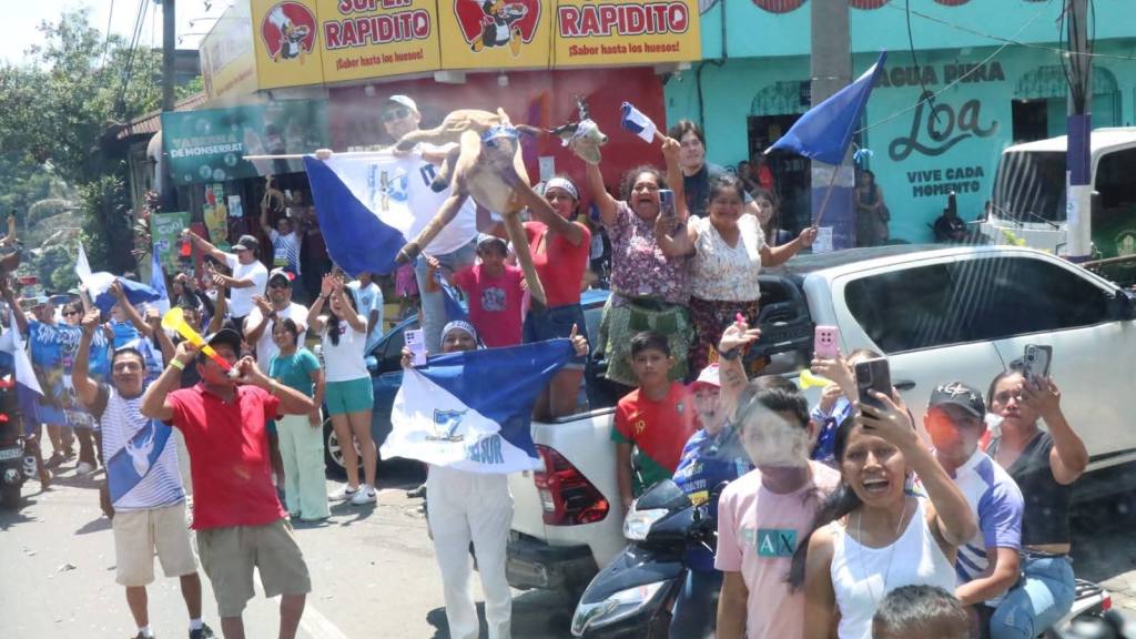 Legada de Deportivo Suchitepéquez a Mazatenango  | @EUMazatenango