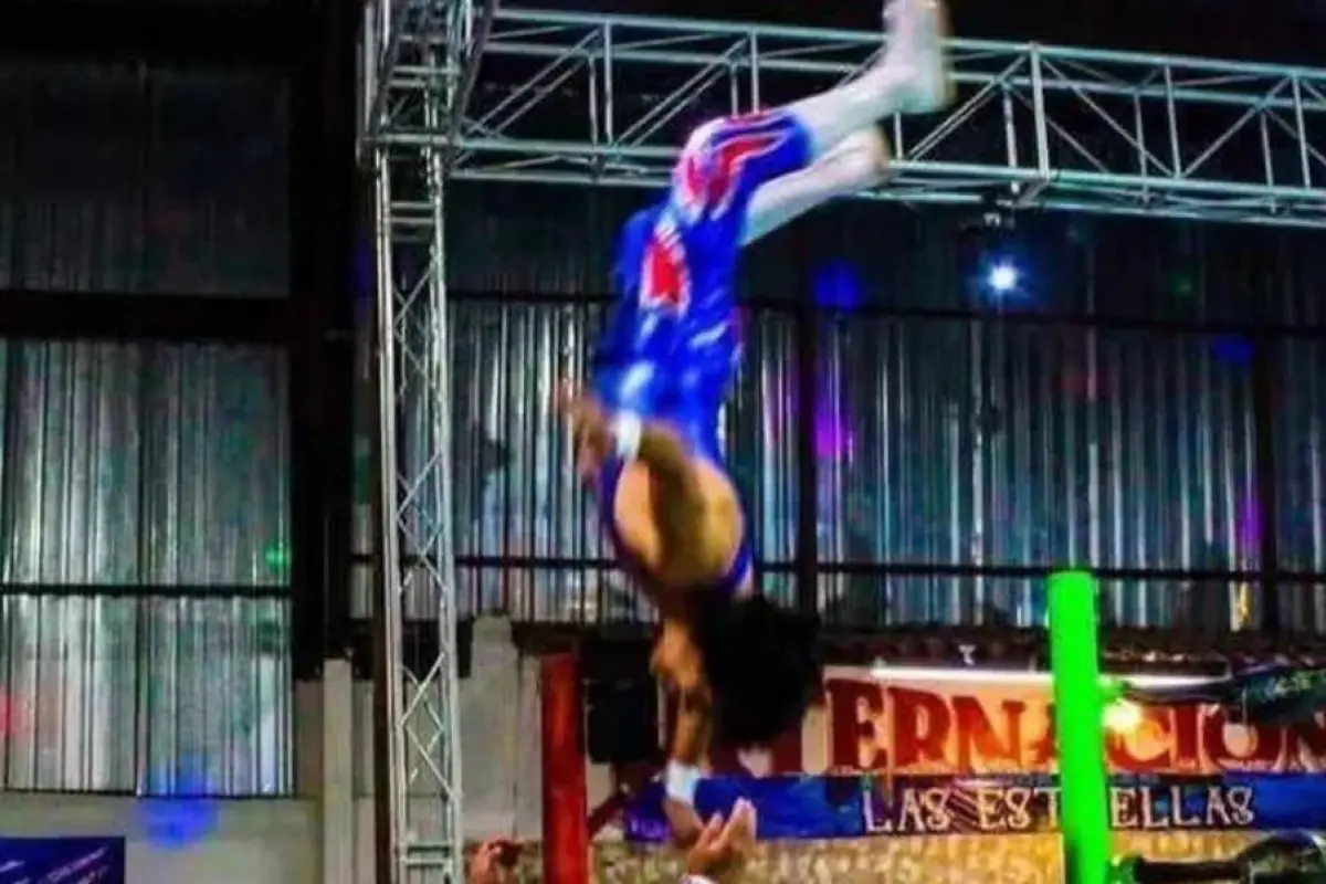 Luchador pierde la vida durante peligrosa maniobra, Redes sociales