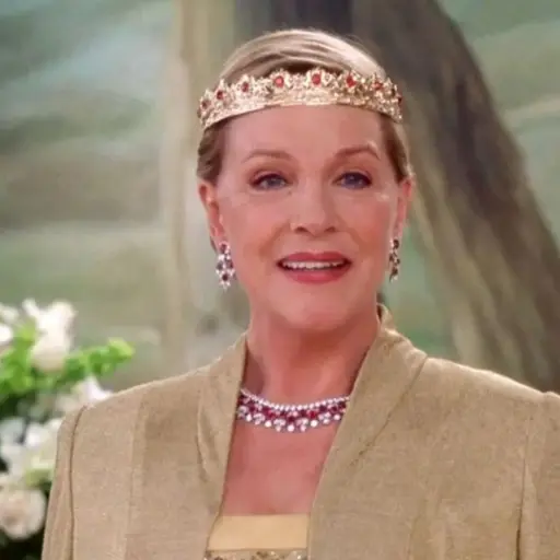 Julie Andrews ,Instagram