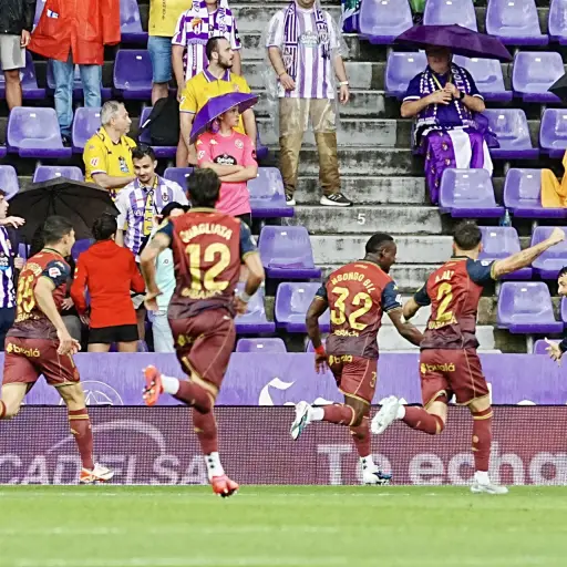 El histórico Deportivo La Coruña vuelve a LaLiga española - EFE