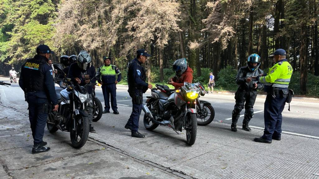 Ejecutan operativos contra las carreras clandestinas en varias rutas | PNC de Guatemala