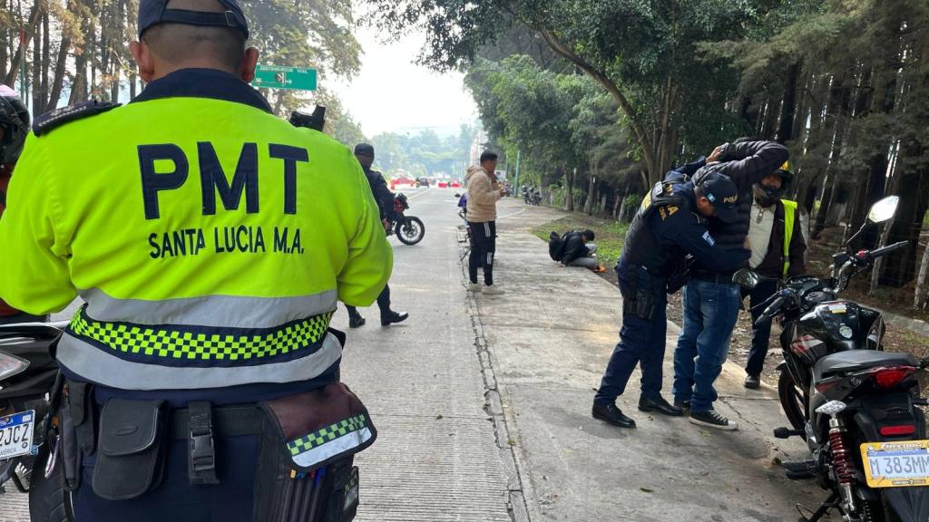 Ejecutan operativos contra las carreras clandestinas en varias rutas | PNC de Guatemala