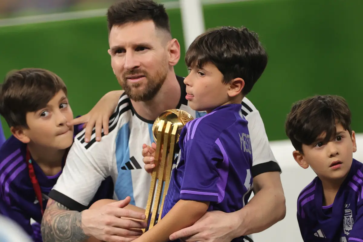 Conoce las evoluciones de las Copas del Mundo de la FIFA 