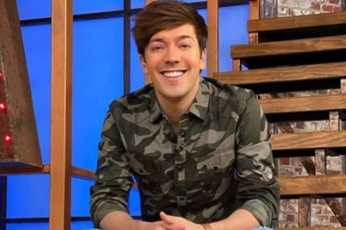 Roger González, Instagram