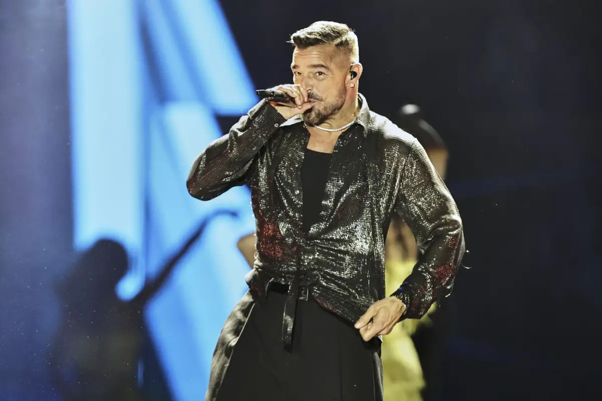 Ricky Martin, Facebook