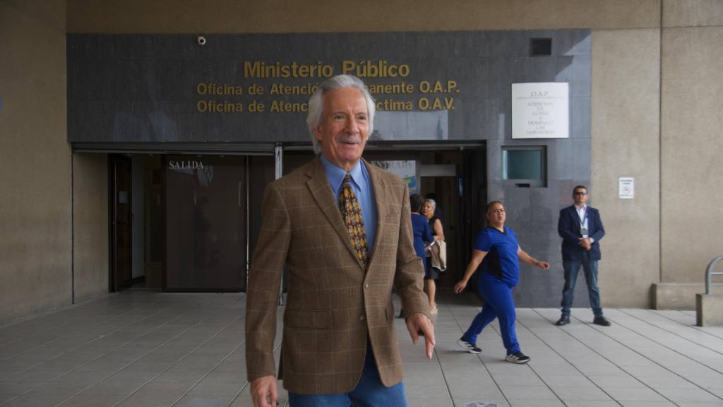El periodista José Rubén Zamora denunció ante el Ministerio Público a exfiscales y jueces. | Omar Solís/EU