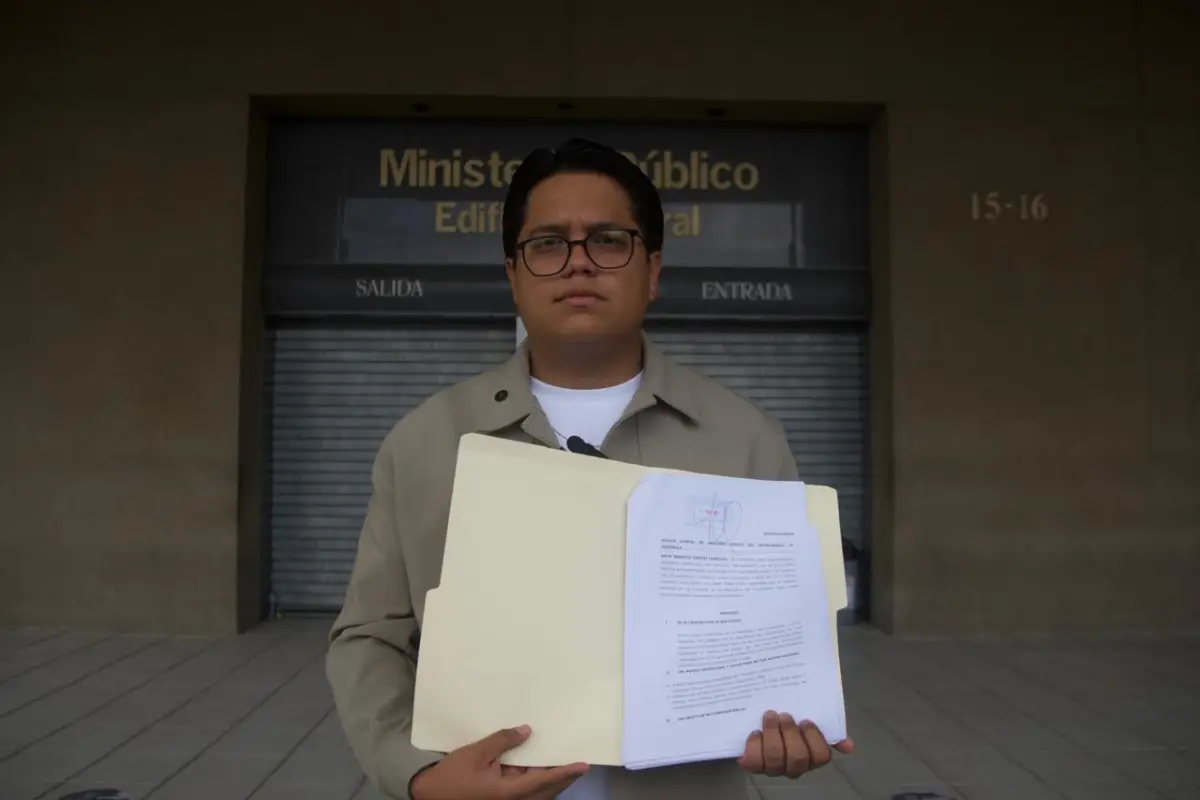 El diputado David Illescas presentó una denuncia en el Ministerio Público contra dos agentes fiscales., Omar Solís/Emisoras Unidas