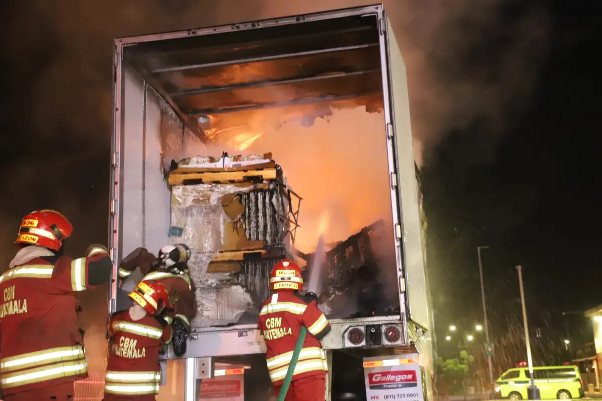 ., Bomberos Municipales