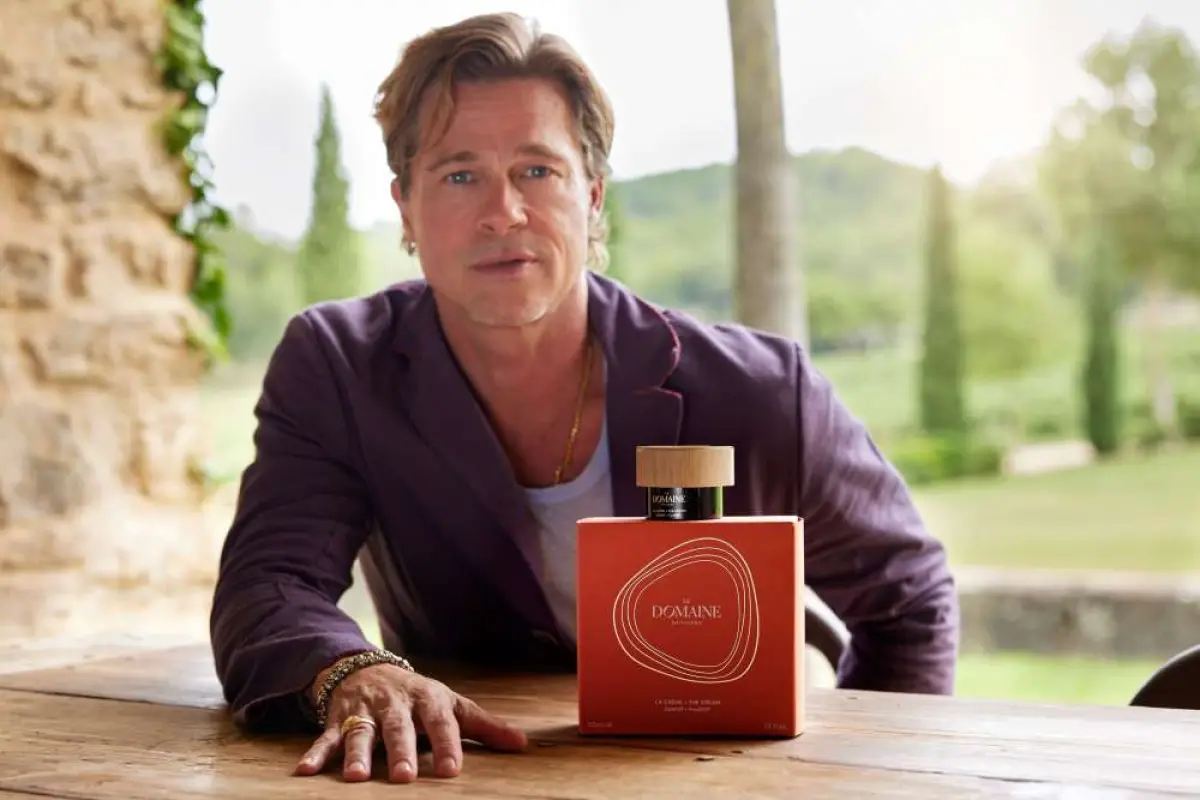 Brad Pitt, Instagram