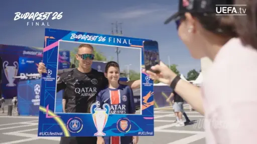 Budapest recibe a los aficionados de la final de Champions League