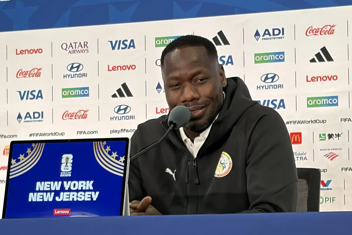 El seleccionador de Senegal, Pape Thiaw, previo al juego contra Francia., EFE