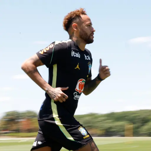 Neymar se entrenó, por primera vez, sobre el césped en Estados Unidos ,@CBF_Futebol