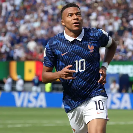 Tras su gol ante Senegal, Mbappé igualó a Olivier Giroud como máximo goleador histórico de la selección de Francia al alcanzar los 57 goles. ,EFE