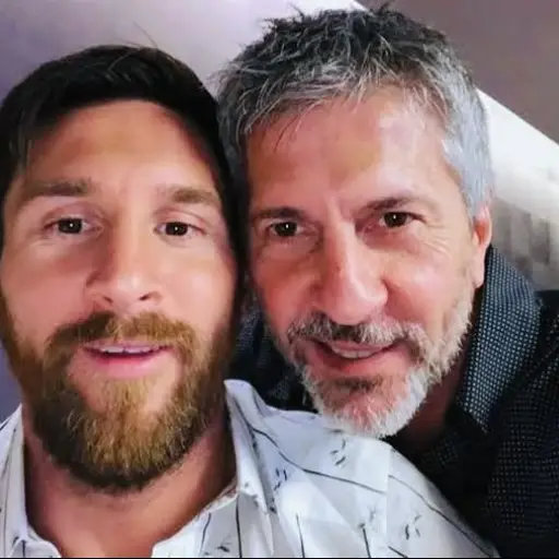 Jorge Messi y Lionel Messi ,Redes sociales