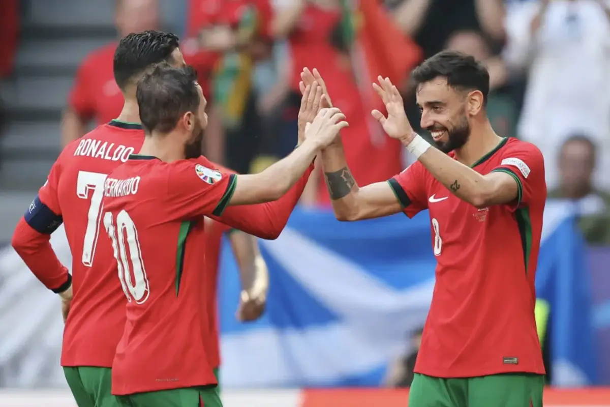 Bernardo Silva, en el centro de las críticas tras el debut de Portugal., EFE.