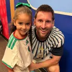 Lionel Messi regala momento inolvidable a familia de un jugador de Argelia t