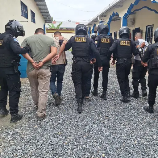 La PNC reportó la captura de cinco hombres acusados de realizar un ataque armado contra la PNC. ,PNC de Guatemala.