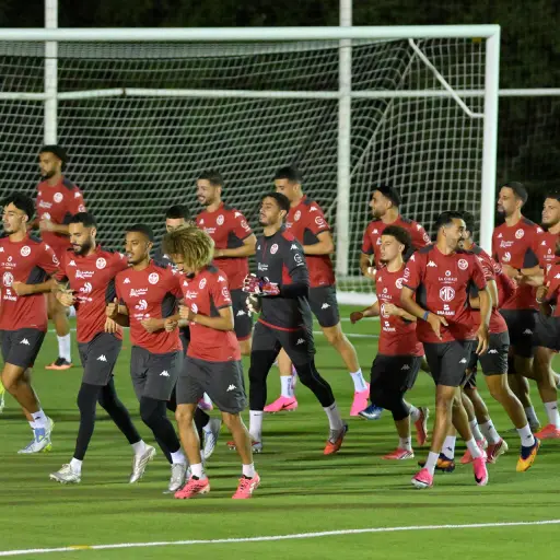 Jugadores de la selección de Túnez participan en un entrenamiento previo al primer partido del Mundial 2026, en Monterrey, México. ,EFE