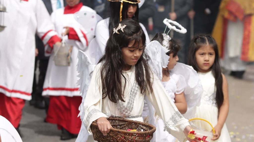 Piden que Jesús reine en el corazón durante el Corpus Cristi | Alex Meoño