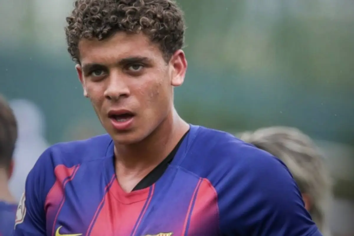 Hamza Abdelkarim., Redes sociales.