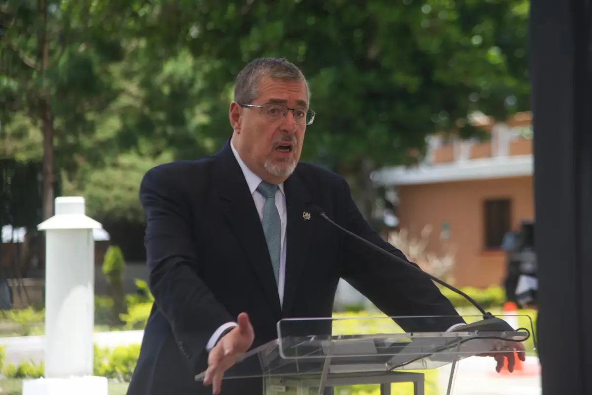 El presidente Bernardo Arévalo durante la conferencia de prensa "La Ronda", el lunes 15 de junio de 2026., Omar Solís/Emisoras Unidas
