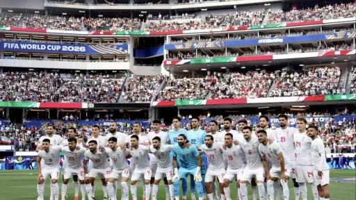Debut mundialista de Irán deja una imagen para la historia