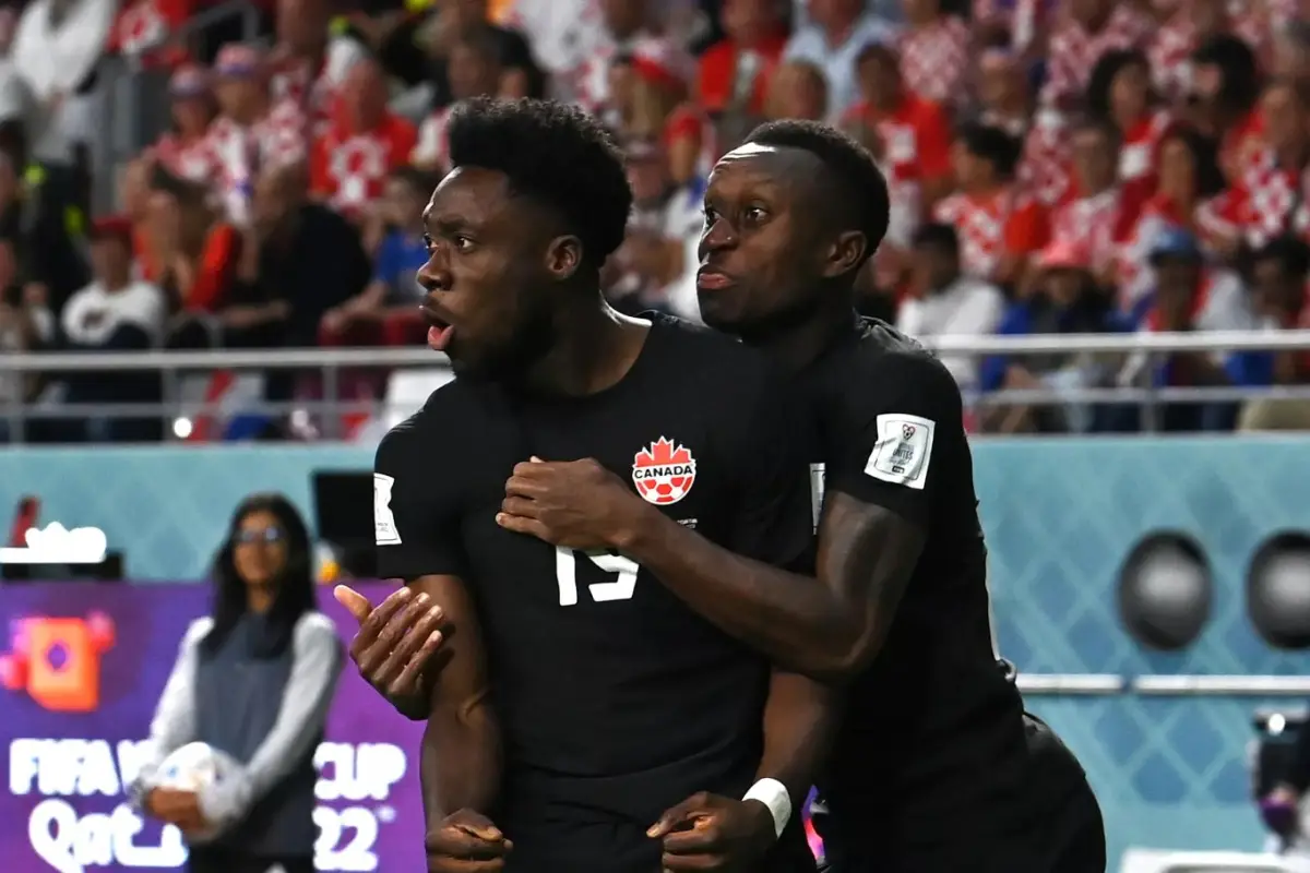 Alphonso Davies, el capitán de Canadá, FIFA