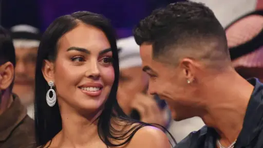 Mientras CR7 se prepara para el siguiente partido, captan a Georgina Rodríguez en caluroso video