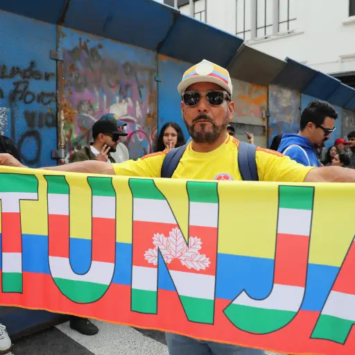 El colombiano Héctor Manuel Pineda posa durante una entrevista con EFE este viernes, en Ciudad de México ,EFE