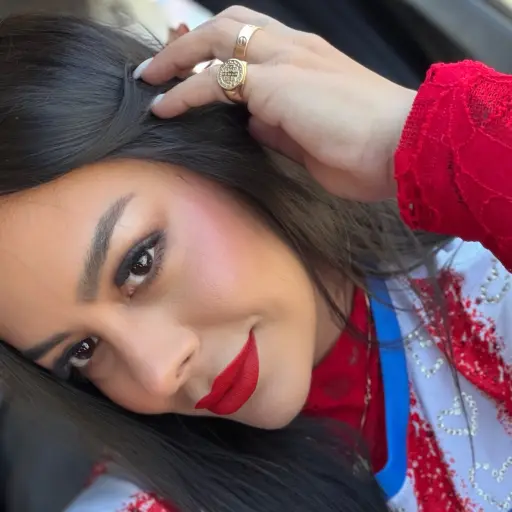 Larissa Riquelme ,Redes sociales