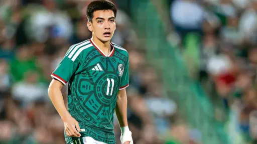 ¿Cómo logró el jugador mexicano Gilberto Mora con sus 17 años llegar al Mundial 2026?