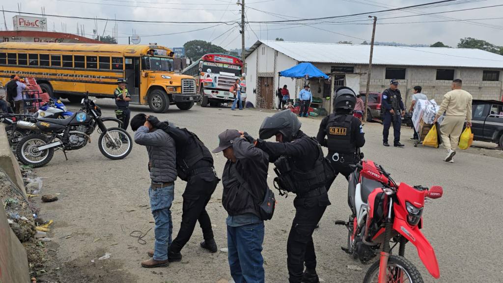 Implementan plan táctico mundialista para evitar accidentes | PNC de Guatemala