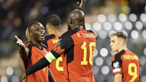Figura de la selección de Bélgica declara su fe en Cristo