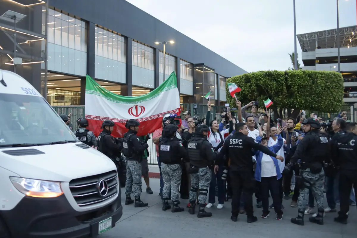Irán cuestiona el trato de EE. UU. a delegaciones mundialistas - EFE