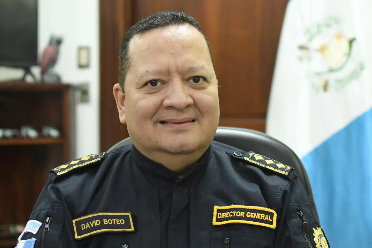 El director de la Policía Nacional Civil de Guatemala, David Custodio Boteo, posa en una entrevista con EFE el 11 de mayo de 2026 en Ciudad de Guatemala (Guatemala),  EFE/ Alex Cruz
