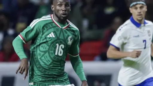 ¿Quién es Julián Quiñones? El colombiano que hizo historia con México