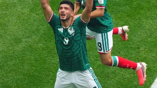 Raúl Jiménez rompe en llanto tras marcar en el Mundial 2026: un gol dedicado a su padre