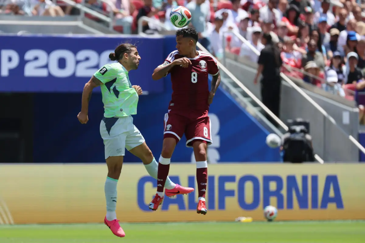 El futbolista suizo Ricardo Rodríguez durante el partido debut contra Catar en el Mundial 2026., EFE