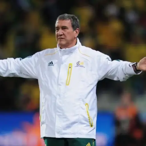 Carlos Alberto Parreira está internado en Brasil 