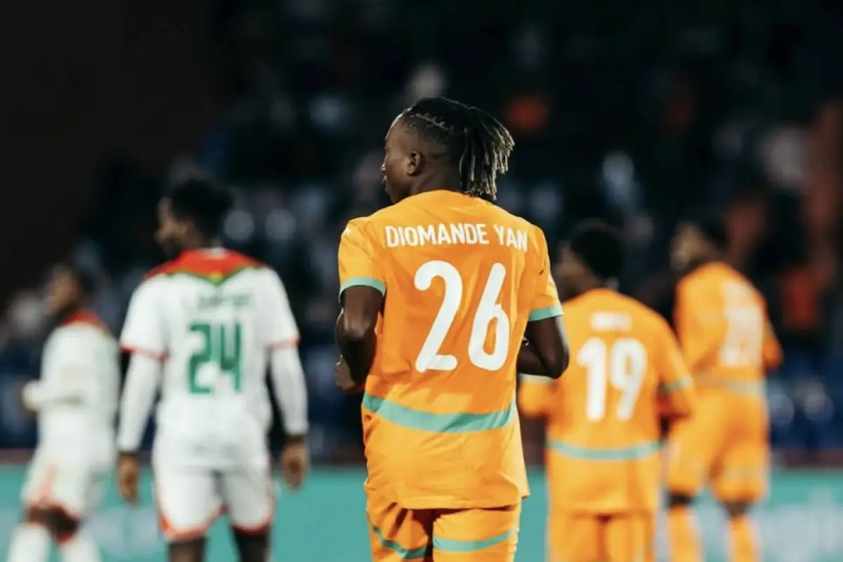 El futbol es el único refugio para el jugador, quien espera volver a encontrsar la felicidad., Diomande Yan / Instagram.